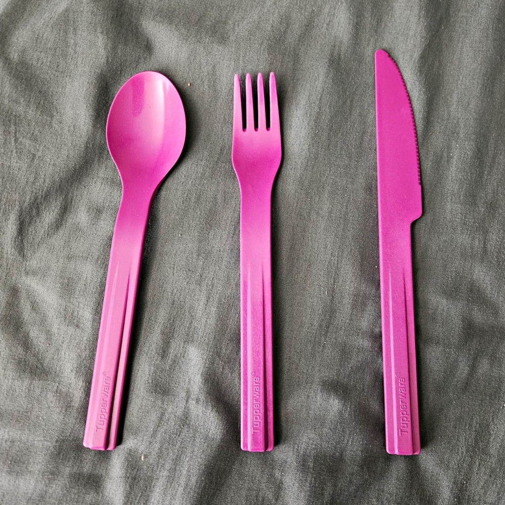 Tupperware Reusable Snap-Together Travel Cutlery Set Purple Brand New